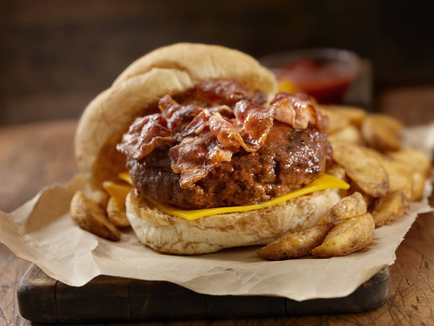 T & L Hot Dogs & Burgers'